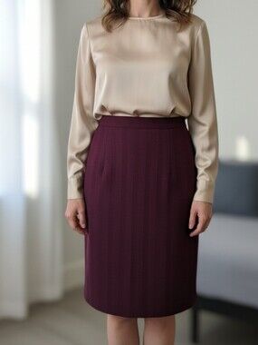 Burgundy Maroon Wine Knee Length Classic Pencil Skirt - Side Pockets - size 8